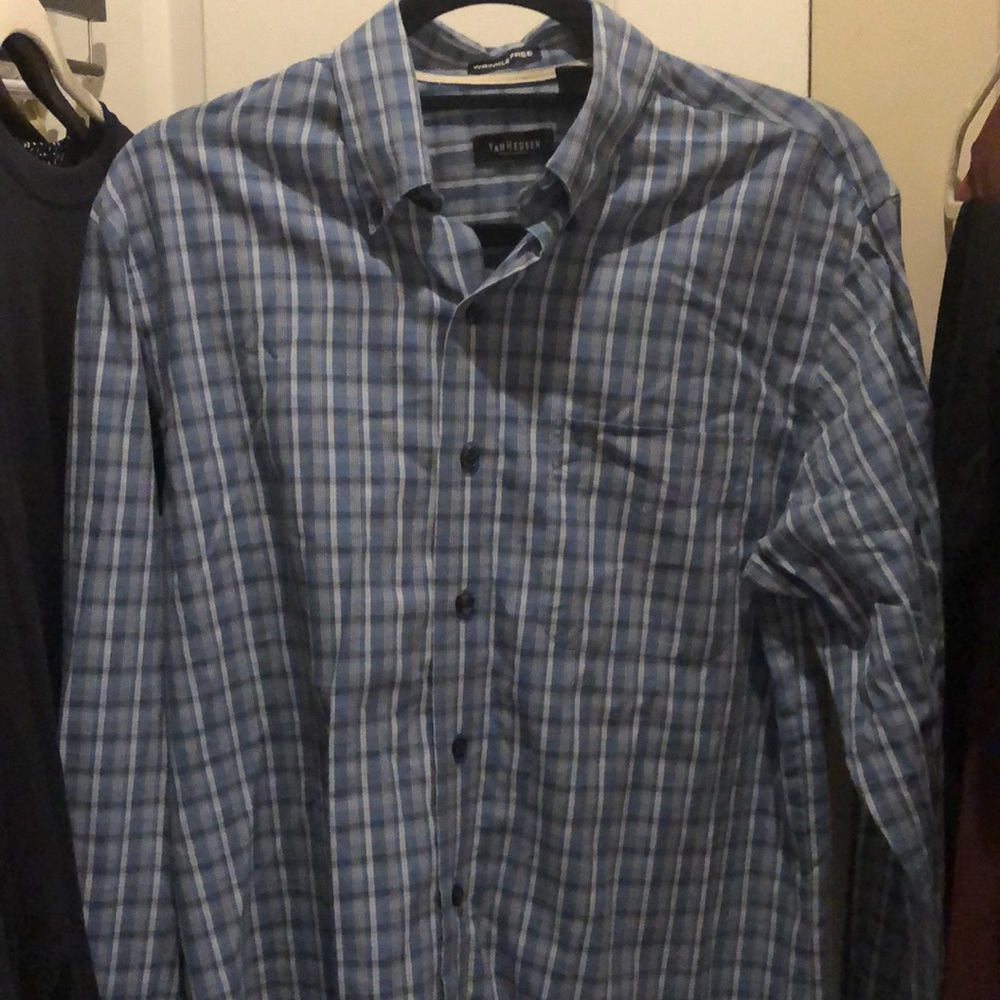 Van Heusen wrinkle free button down blue and grey